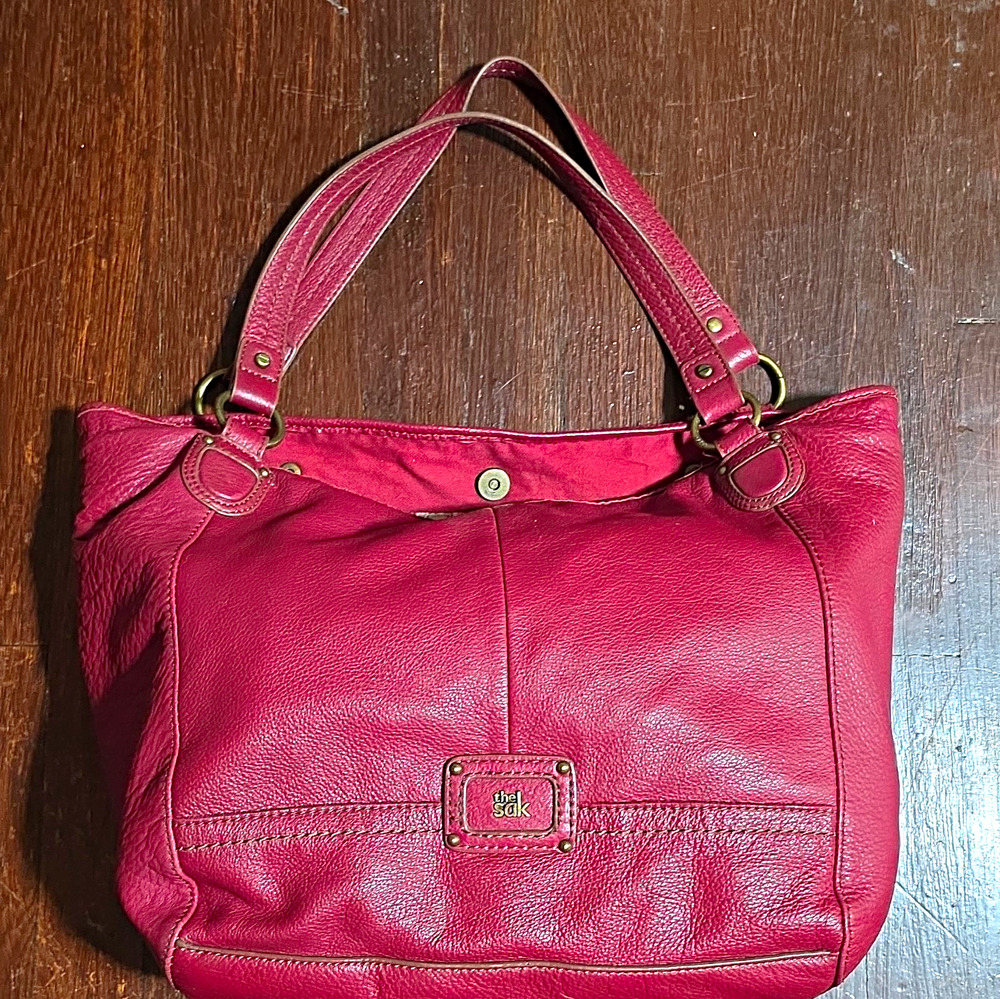 VTG The Sak De Young Red Pebbled Leather Shoulder Hobo Bag Peace Bird Lining